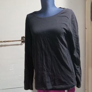 black long sleeve shirt